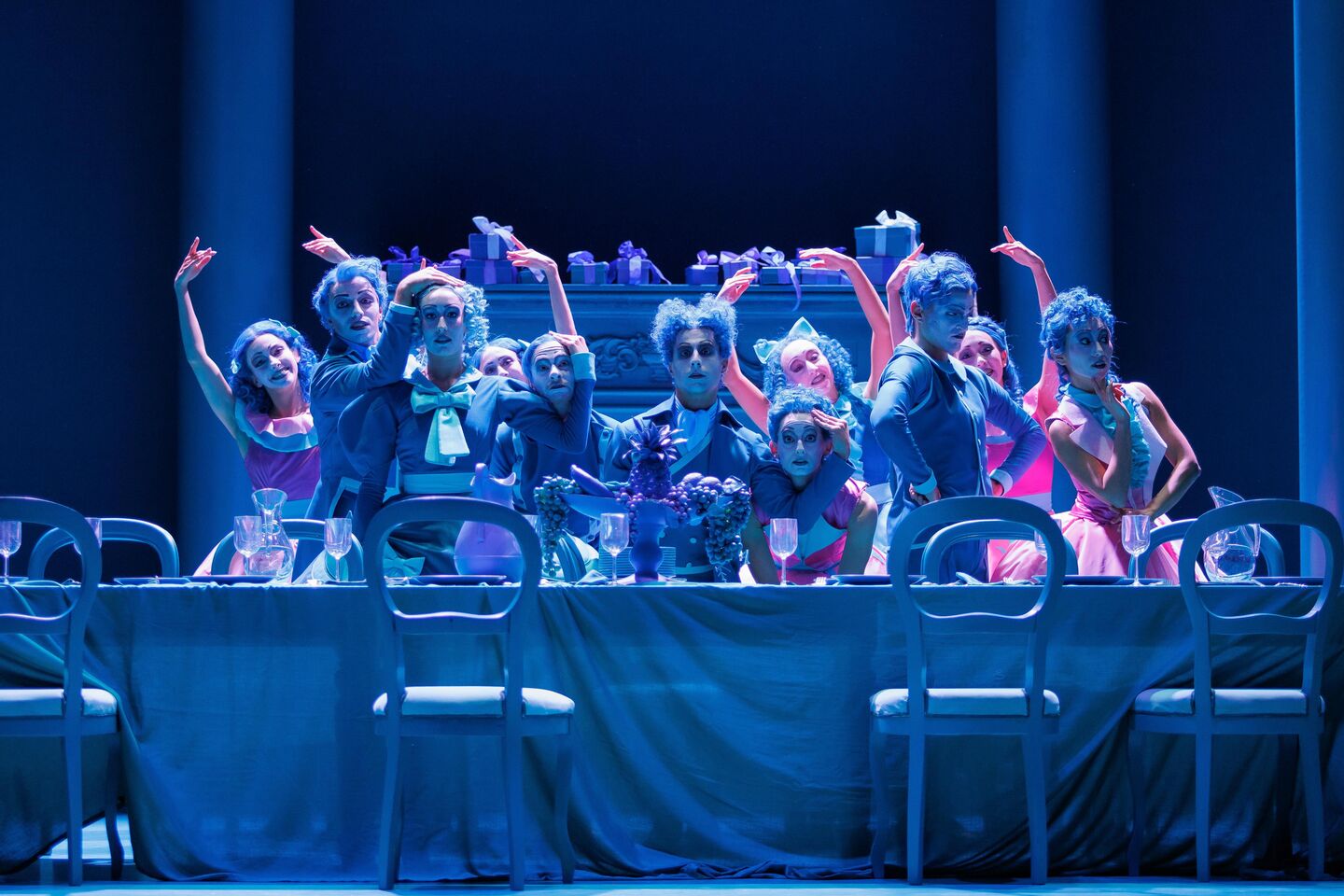 Staatstheater Cottbus
DER NUSSKNACKER
Ballett-Feerie von Giorgio Madia zur Musik von Pjotr I. Tschaikowski 
-Choreografische Uraufführung-
Szenenfoto 
(Foto: Yan Revazov)